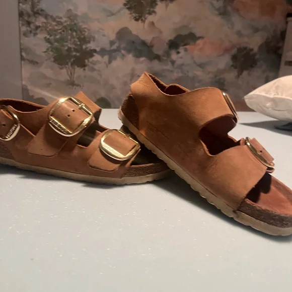 Birkenstock Milano Big Buckle Sandals in Nubuck/Gold - Picture 2 of 10
